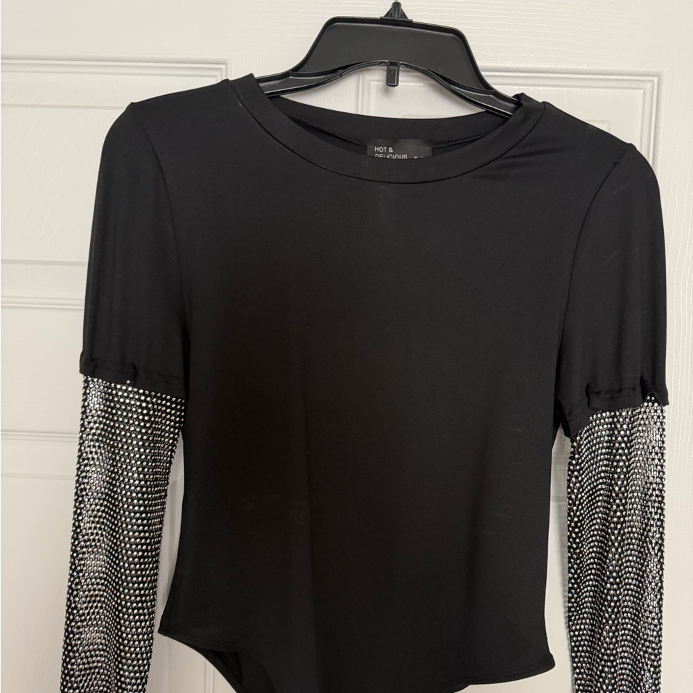 Hot & Delicious Black bodysuit with Patterned Sleeves